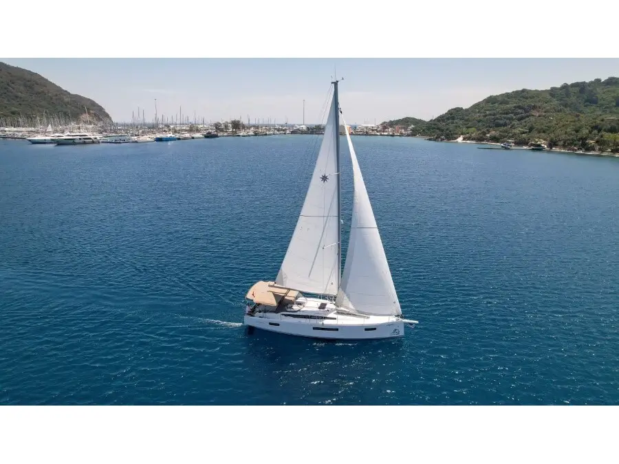 Sky Ela, Sun Odyssey 410