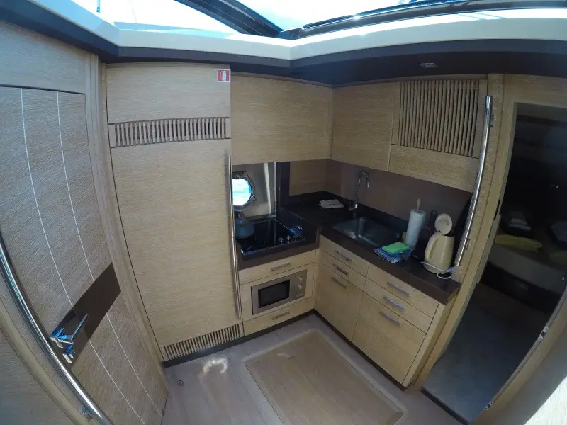 LUMA, Azimut 47 Fly