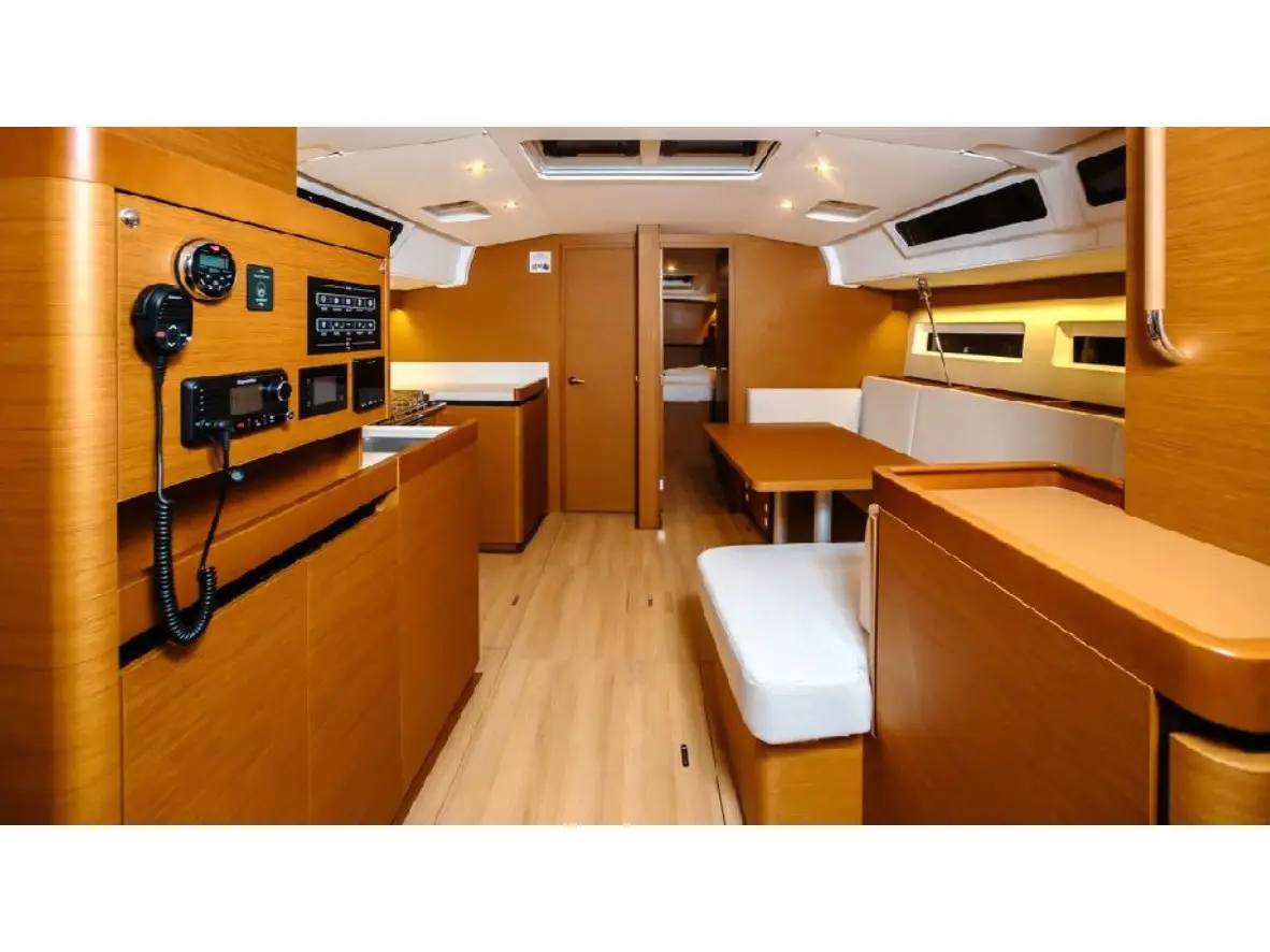 Chaos - Standard line, Interior image