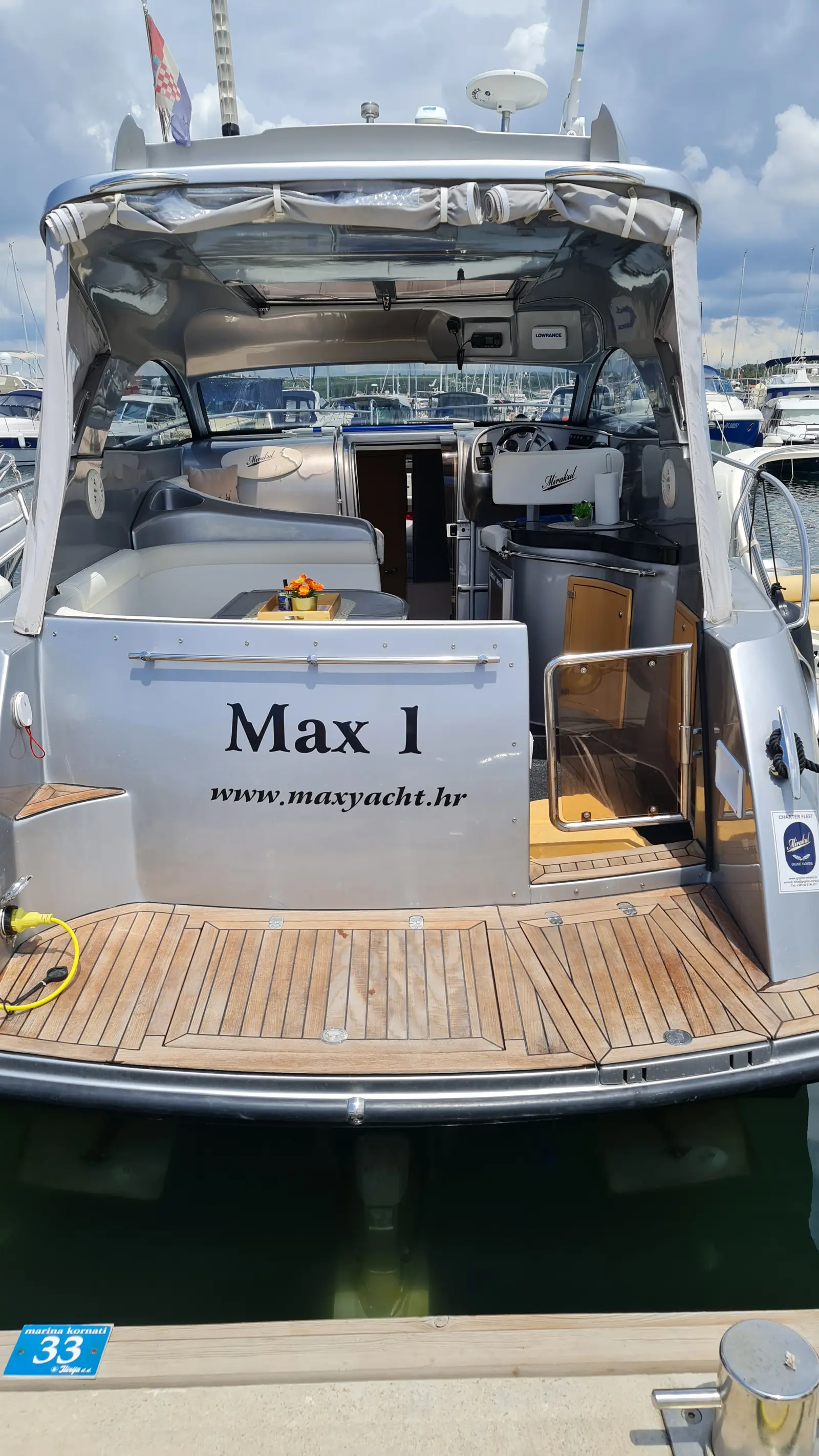 MAX 1, photograph 13