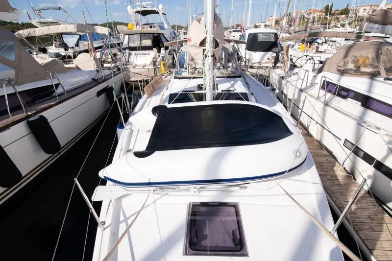 Barone, Dufour 390