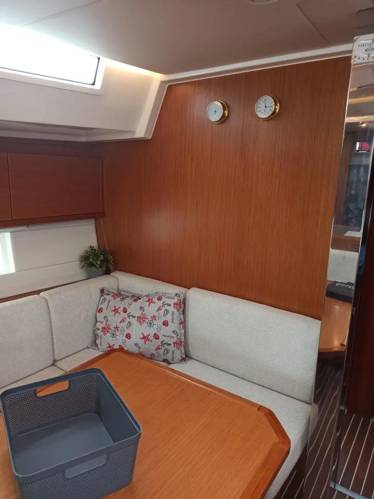 Nutmeg, photograph 23