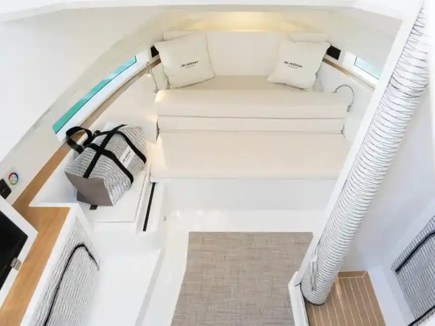 Chic & Tonic, Interior image