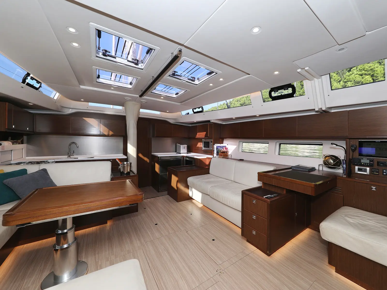Be luxe, Interior image