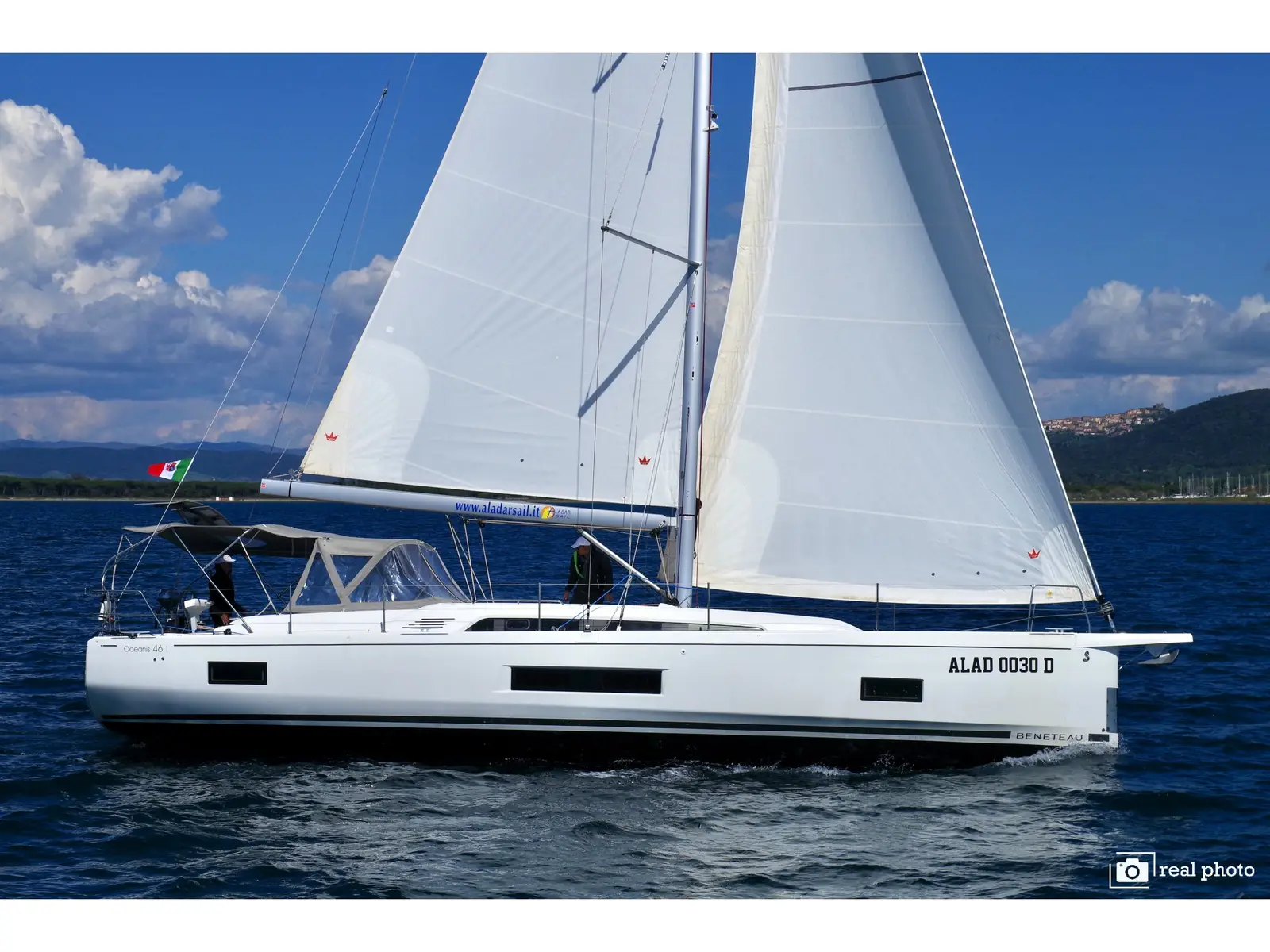 Luna - Water maker, Solar Panel, Oceanis 46.1
