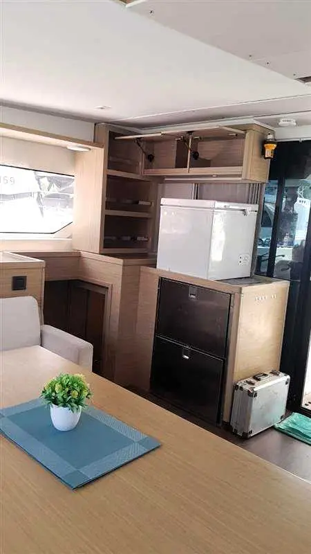 Venus, Kitchen 4