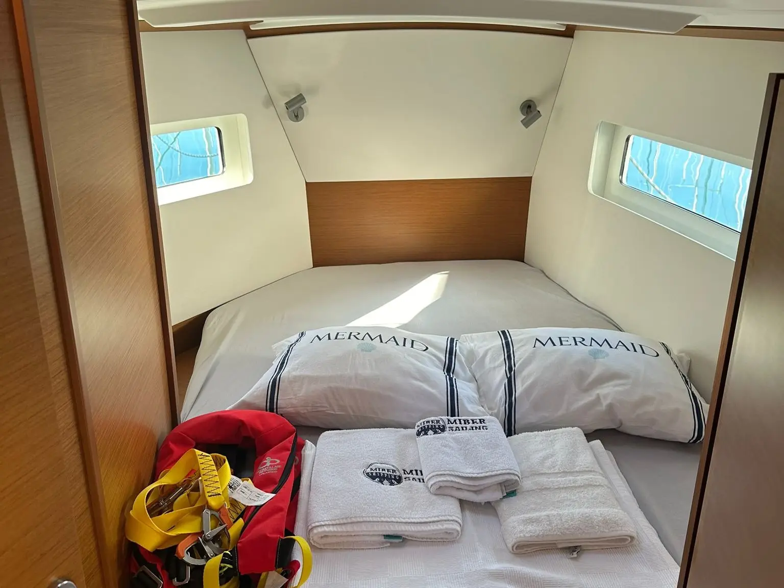 Ocean Breeze, Interior image