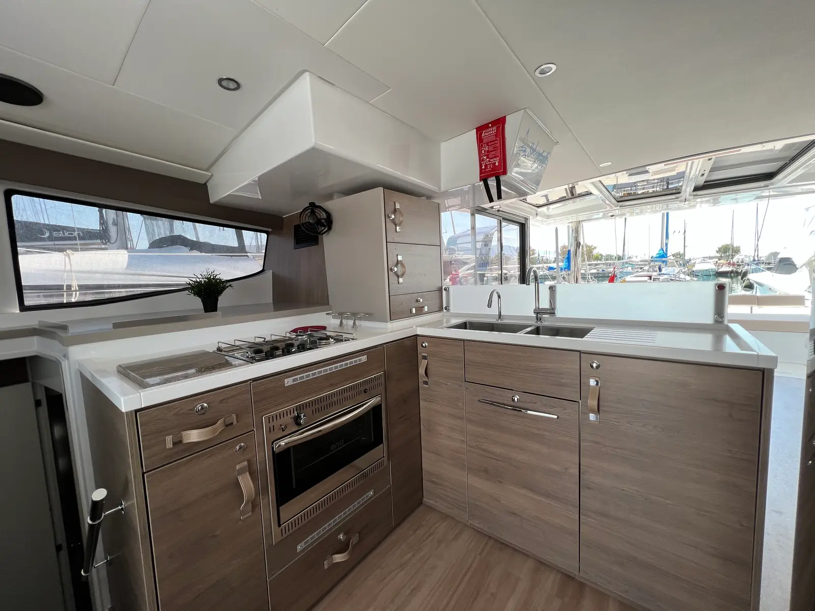 Holiday, photograph 6