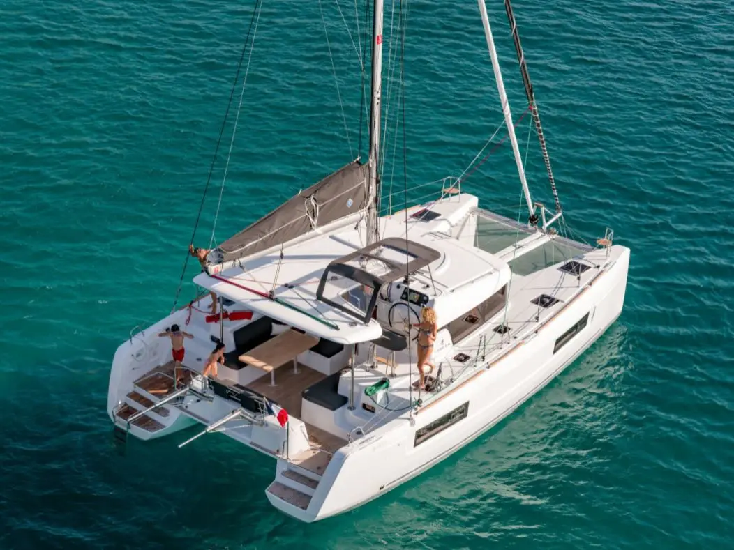 Solentia, Lagoon 40