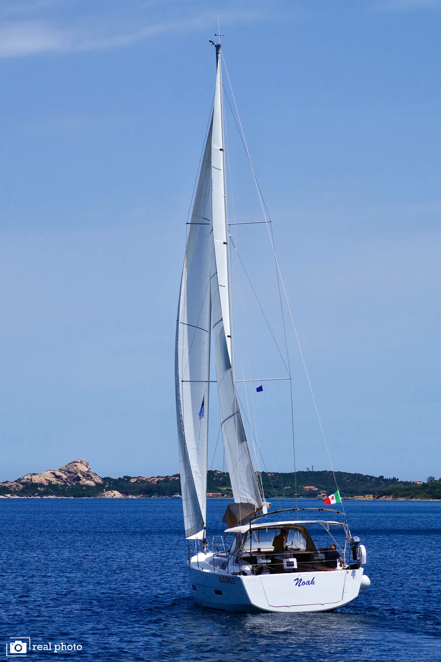 Noah - Water maker, Solar Panel, photograph 2