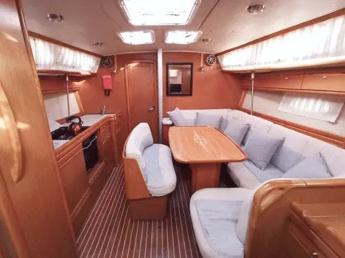 Santana, Interior image