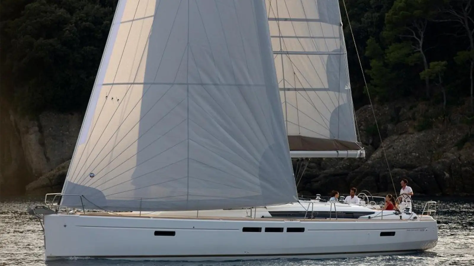Jester - (A/C - Generator - Refit 2022), photograph 4