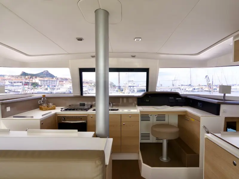 Alchimia/Roxi, Interior image