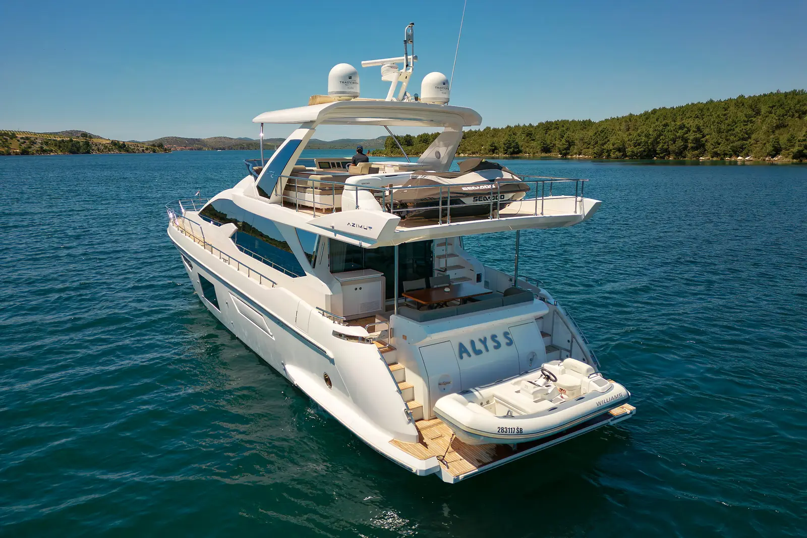Alyss, photograph 29