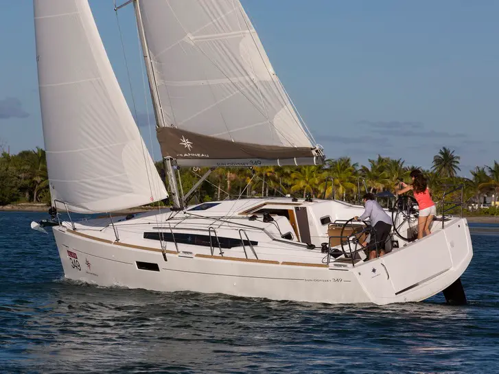 Bravo Kiss, Sun Odyssey 349