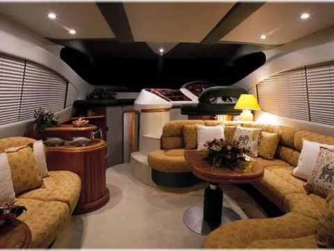 West Wind, Interior image