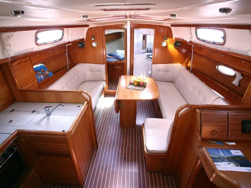 ALENA, Interior image