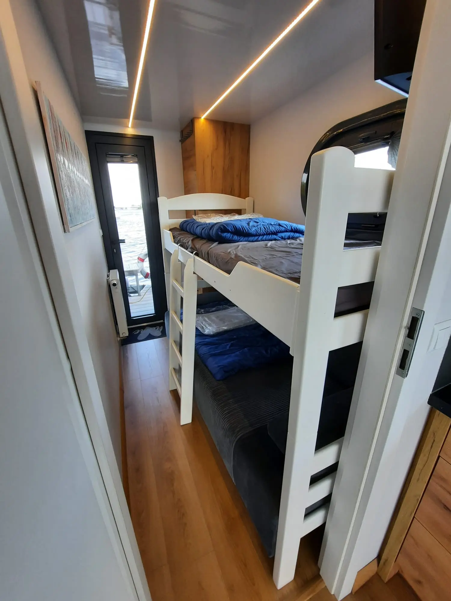 Campi 400 V, foto 3