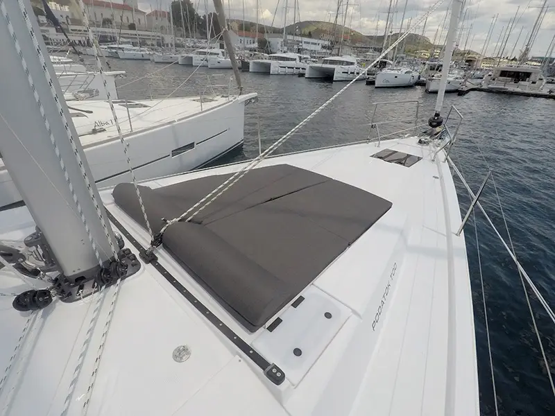 Podatok Too, Hanse 458