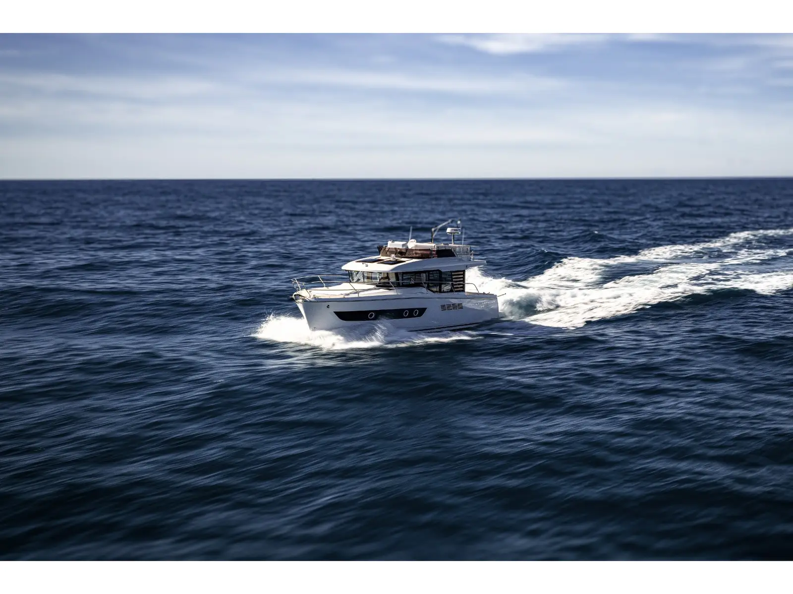 ZOE, Swift Trawler 37 Fly