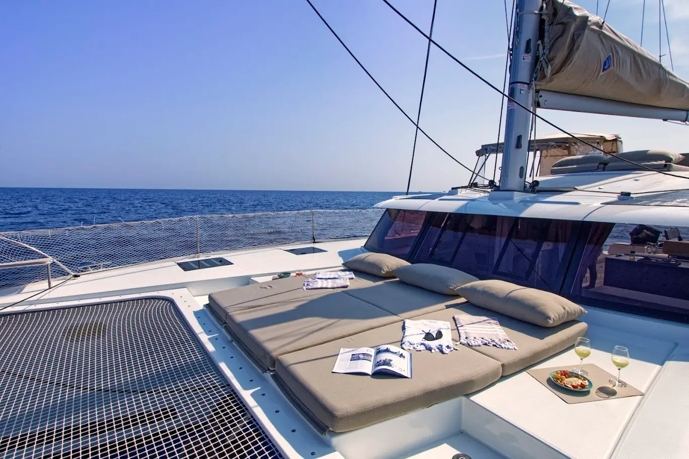 Helidoni - Skippered, photograph 5