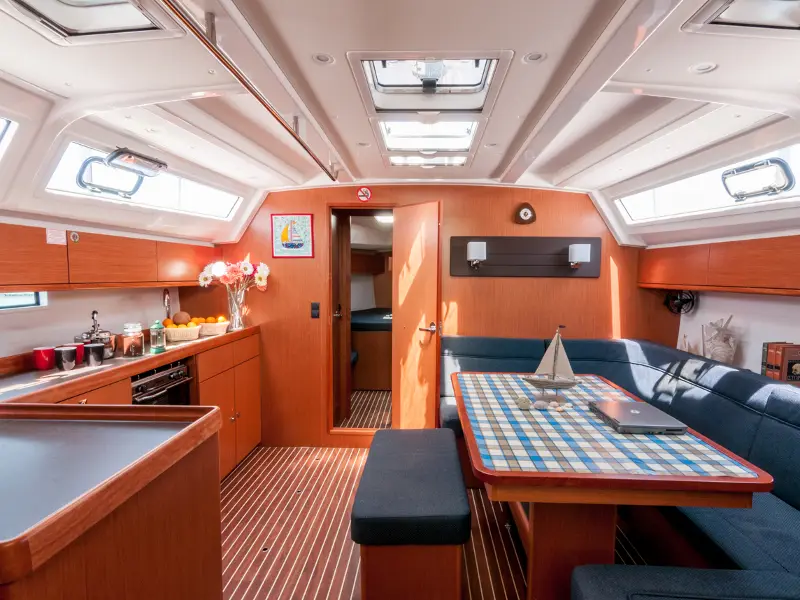 Ioli (New Sails 2022), Interior image