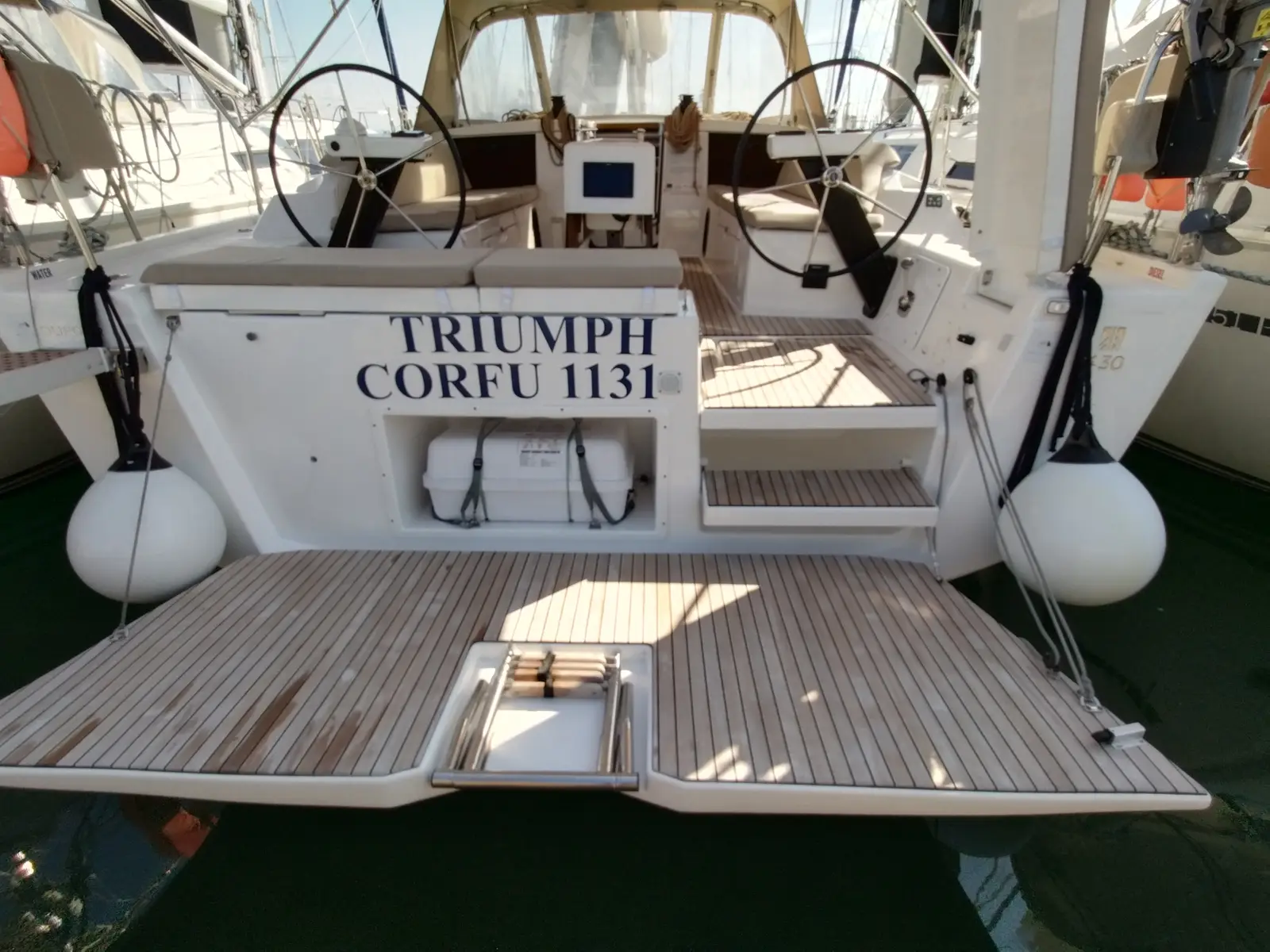 Triumph, photograph 9