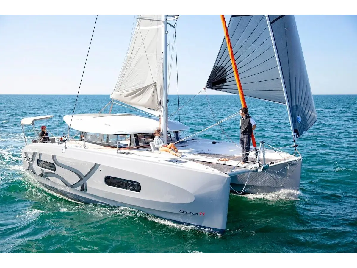 Roxy, Main image