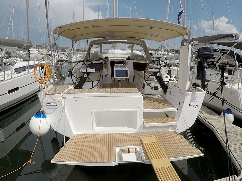 FREYA, Dufour 430