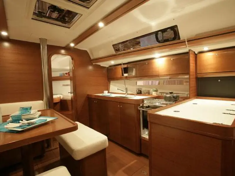 Chioggia Minuddaa, Interior image