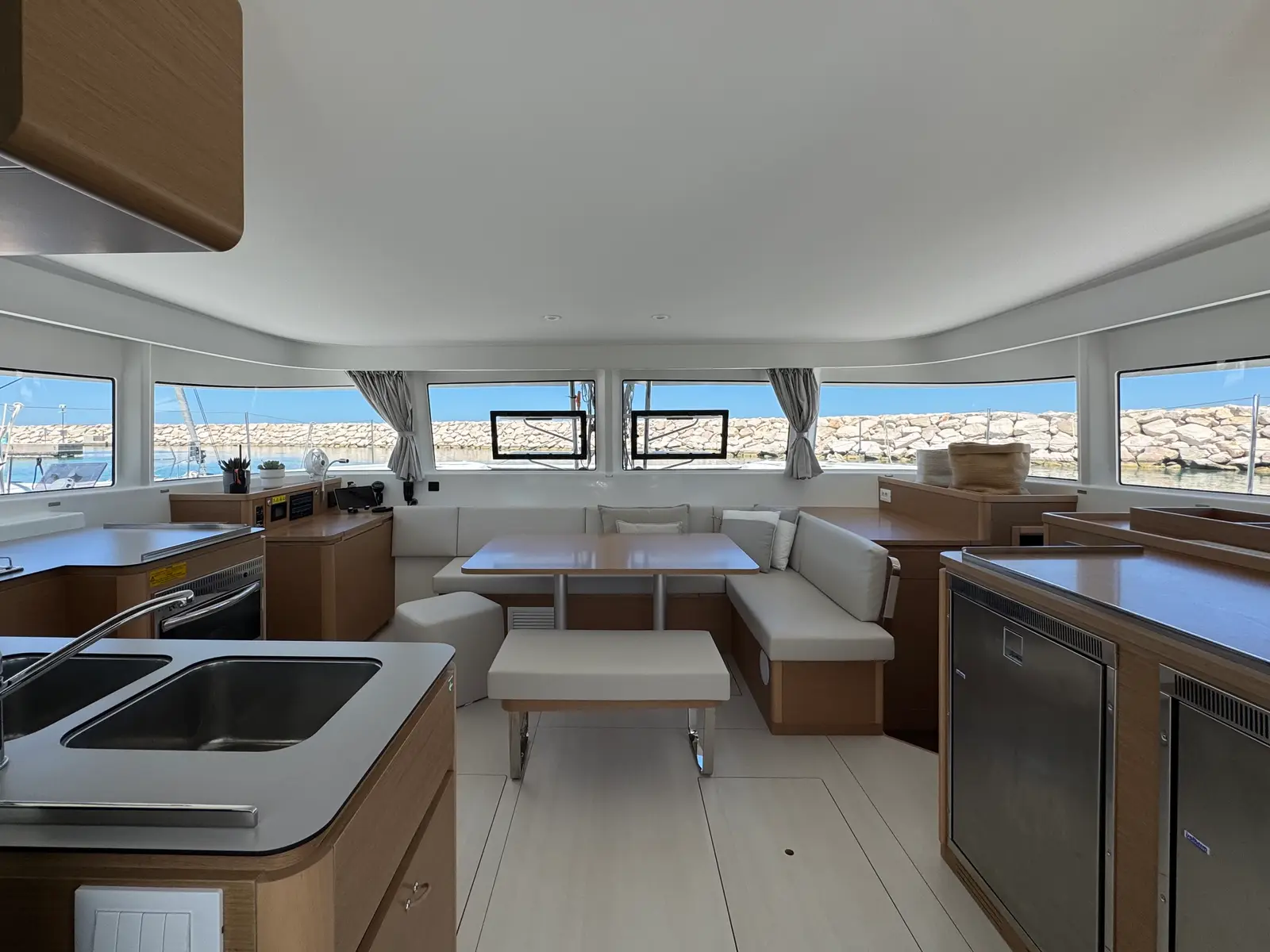 Matì, Interior image