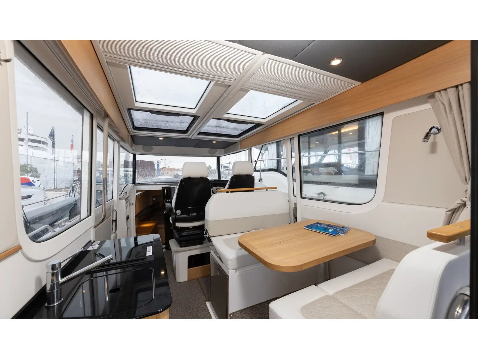 POSEIDON, Interior image