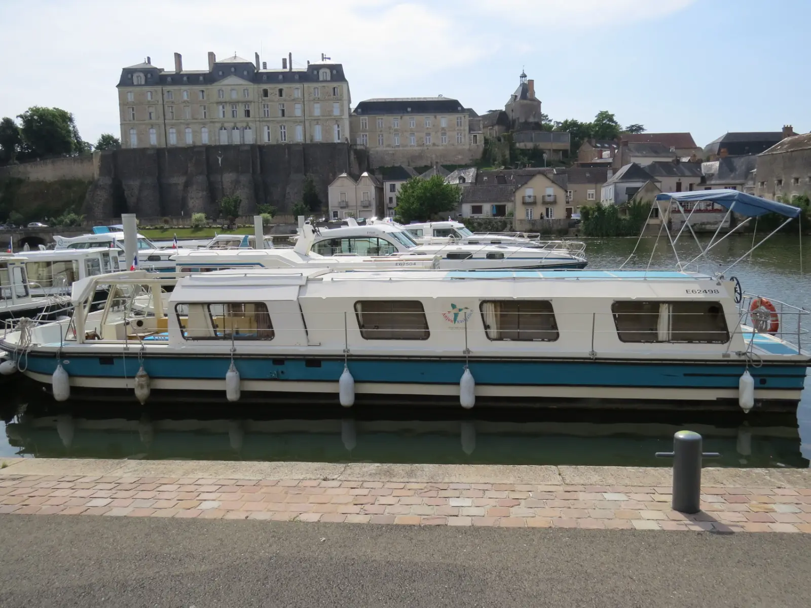 Liberty 1, Main image