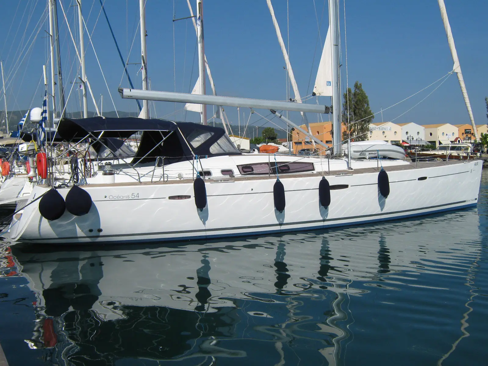 Alex, Main image