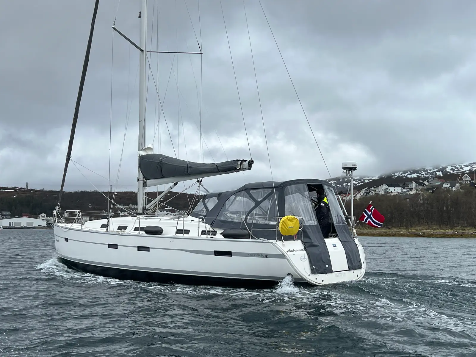 Arctic Wisdom, Bavaria 50 Cruiser