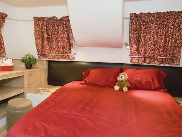 Royal Mystique B - Comfort Plus 1, Interior image
