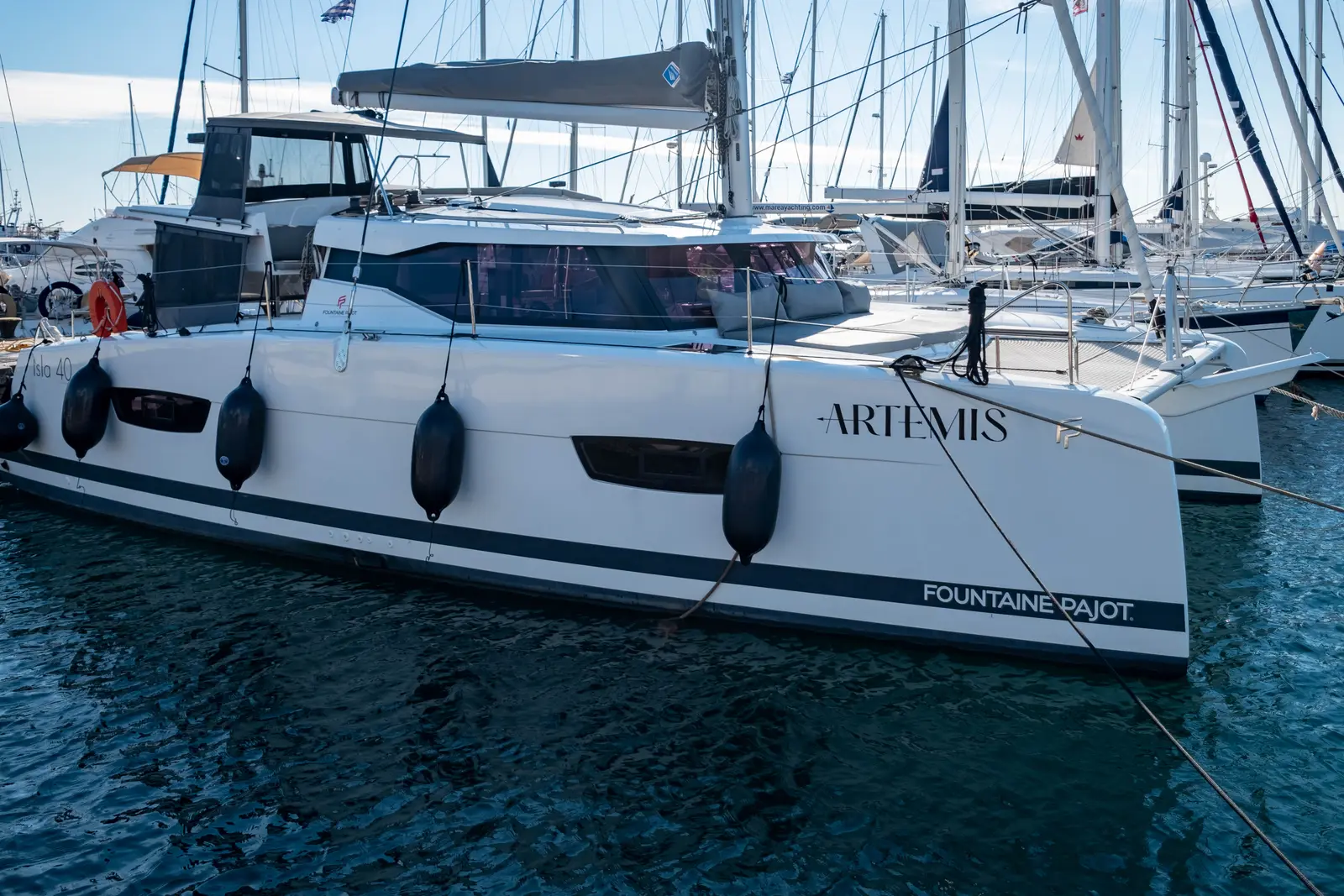 Artemis , photograph 25