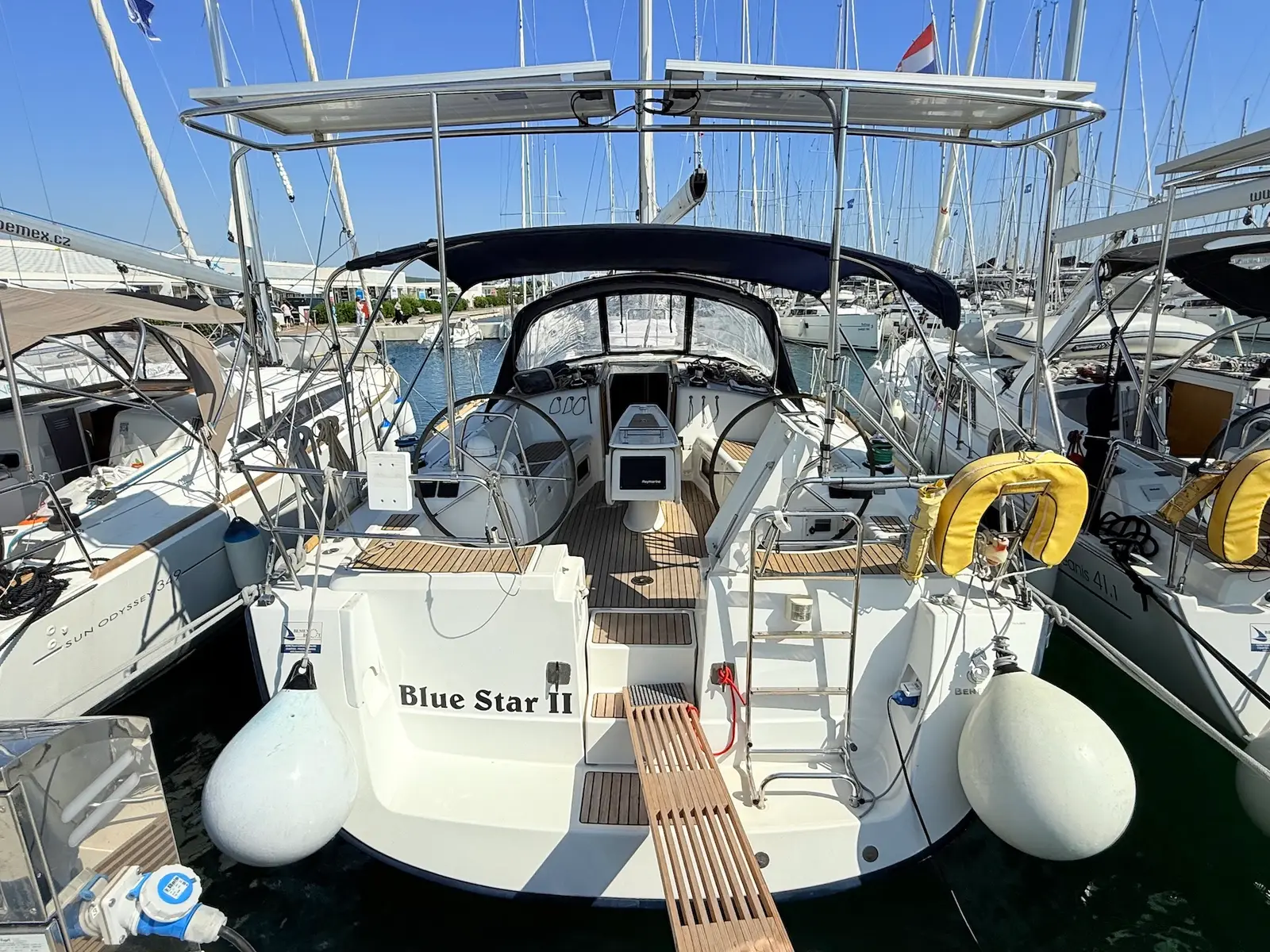Blue Star II, photograph 2