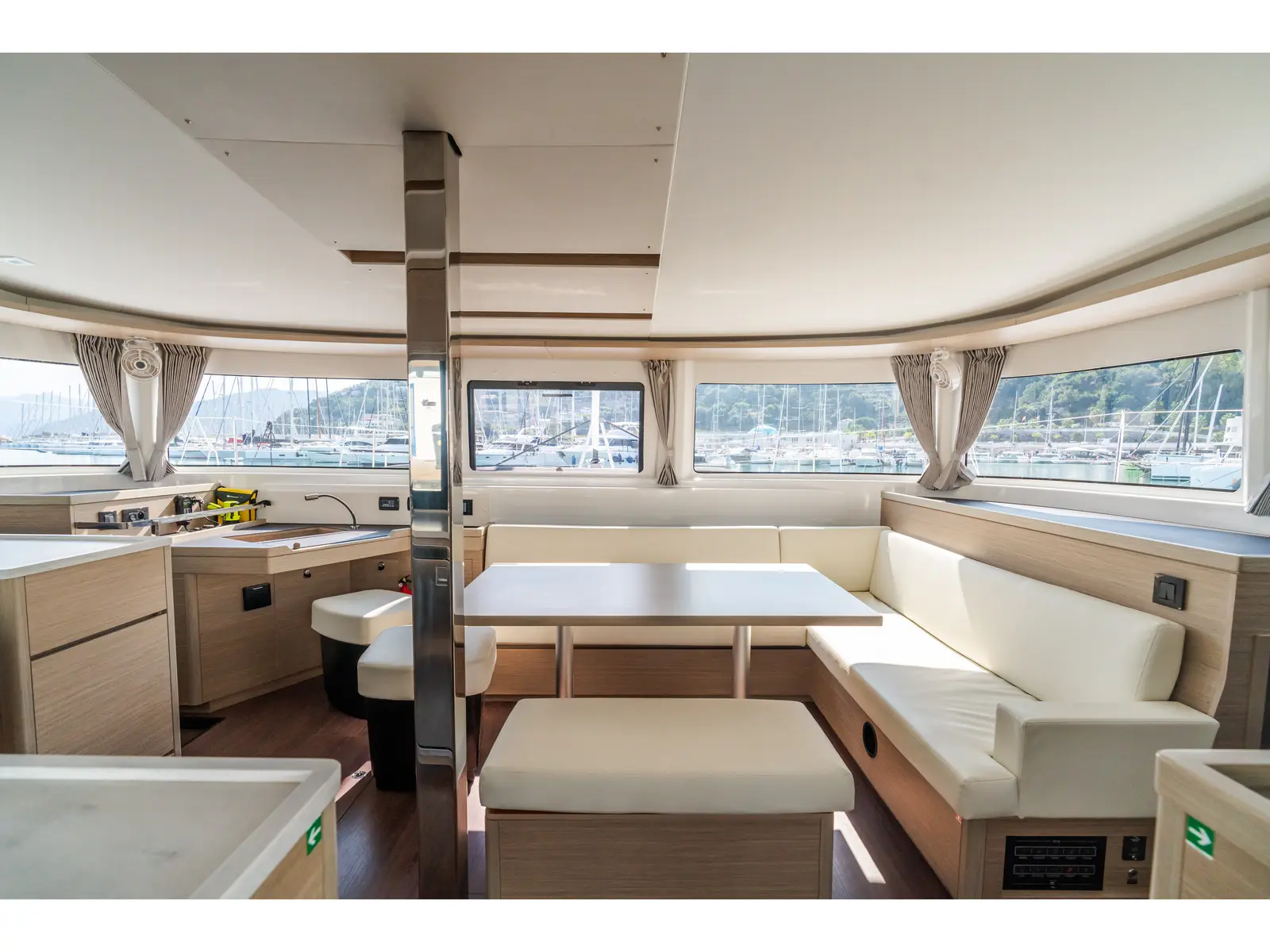 Big Cucuncio - Premium Line, Interior image