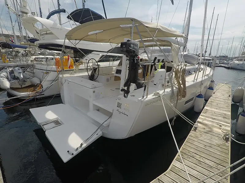 Magdalena, Dufour 430
