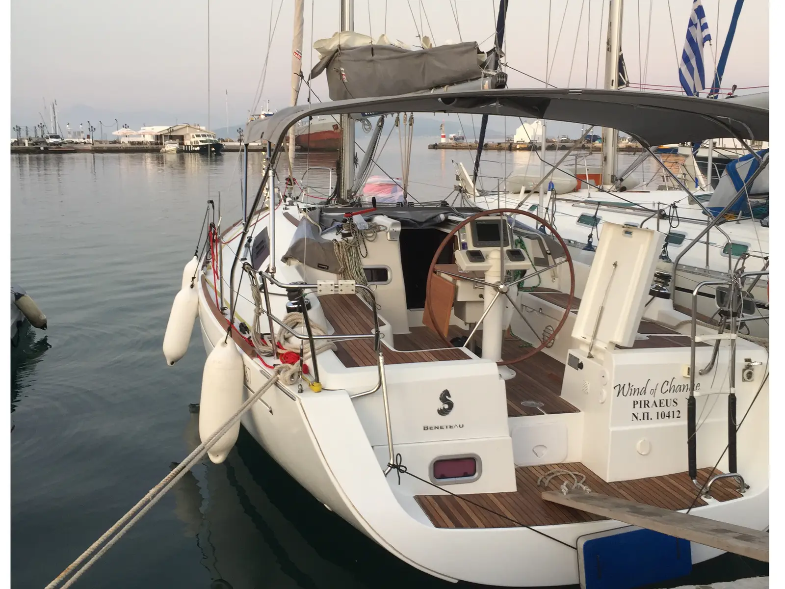 WIND OF CHANGE, Oceanis 37