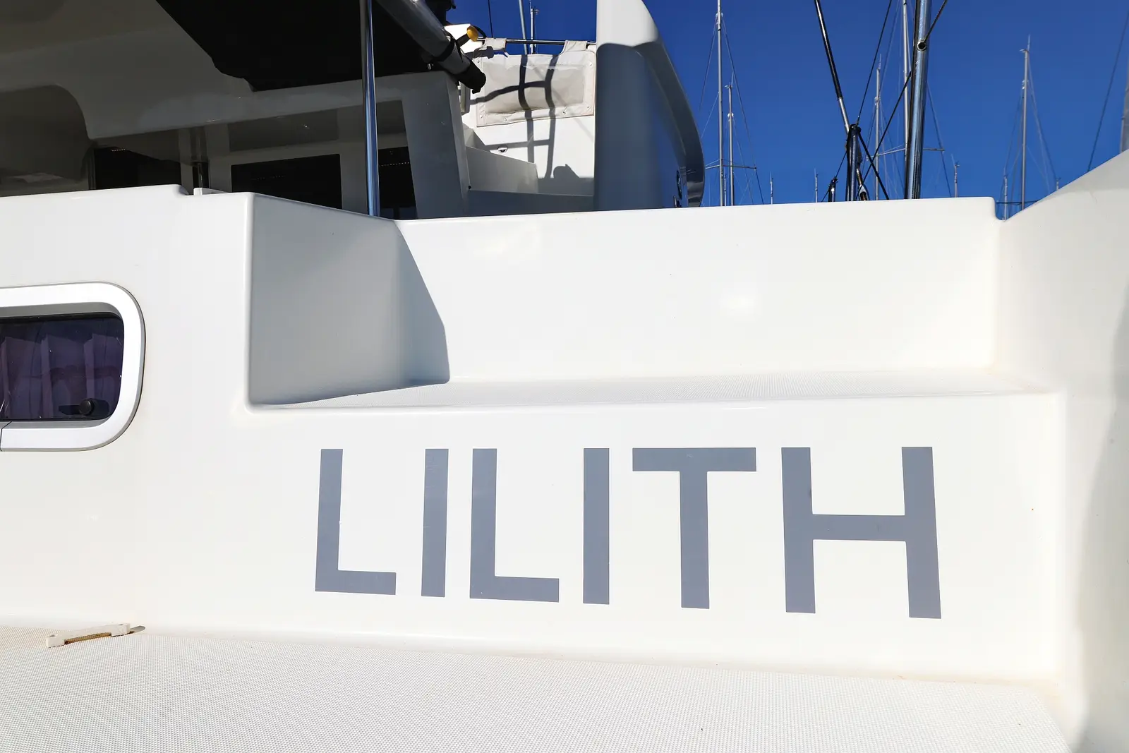 LILITH, photograph 48