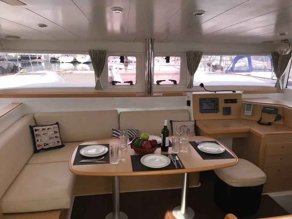 Aurora, Interior image