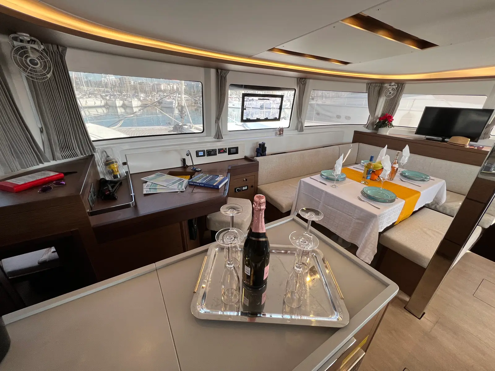 KALISI MOU (air condition, generator, water maker) _Skippered Only_, foto 3