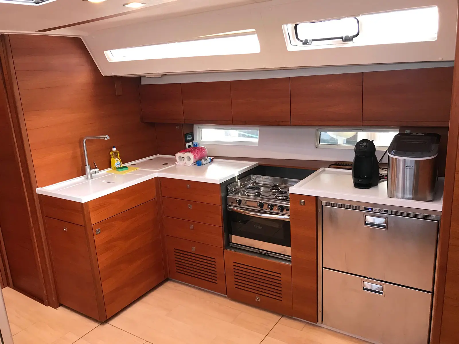 MORE FUN, Interior image