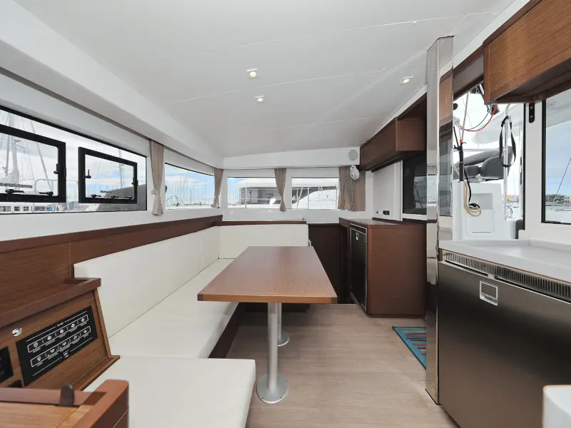 LANCELOT, Interior image