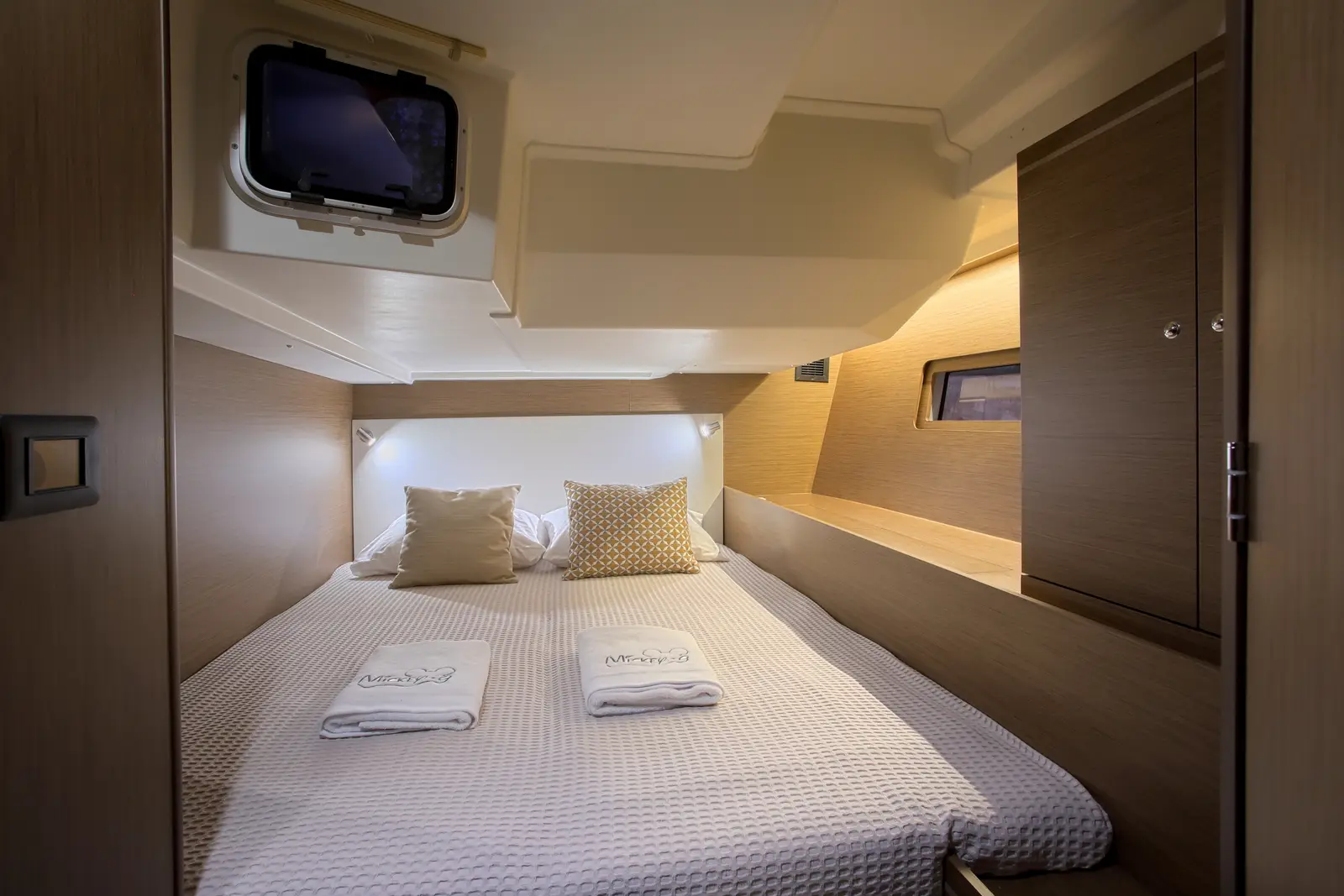Premium +, Cabin