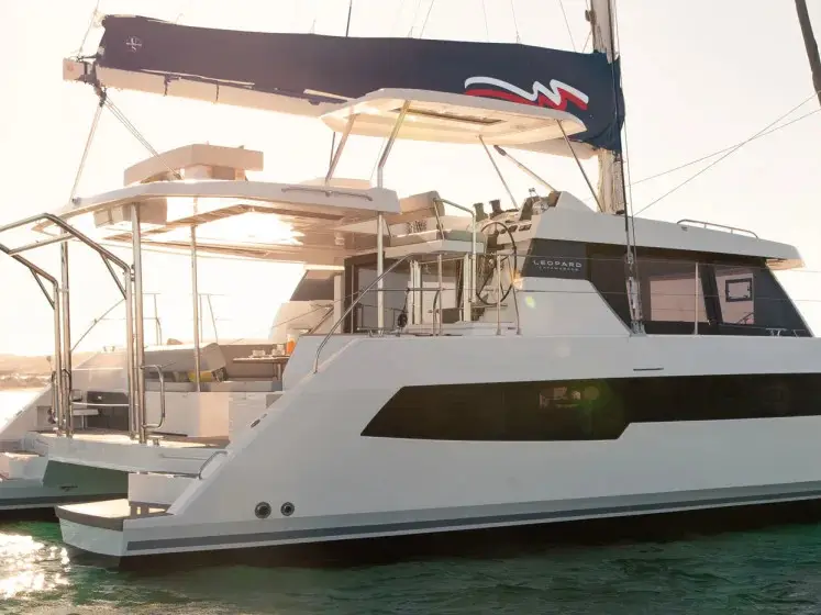 Moorings 4200/3 Exclusive, Leopard 42