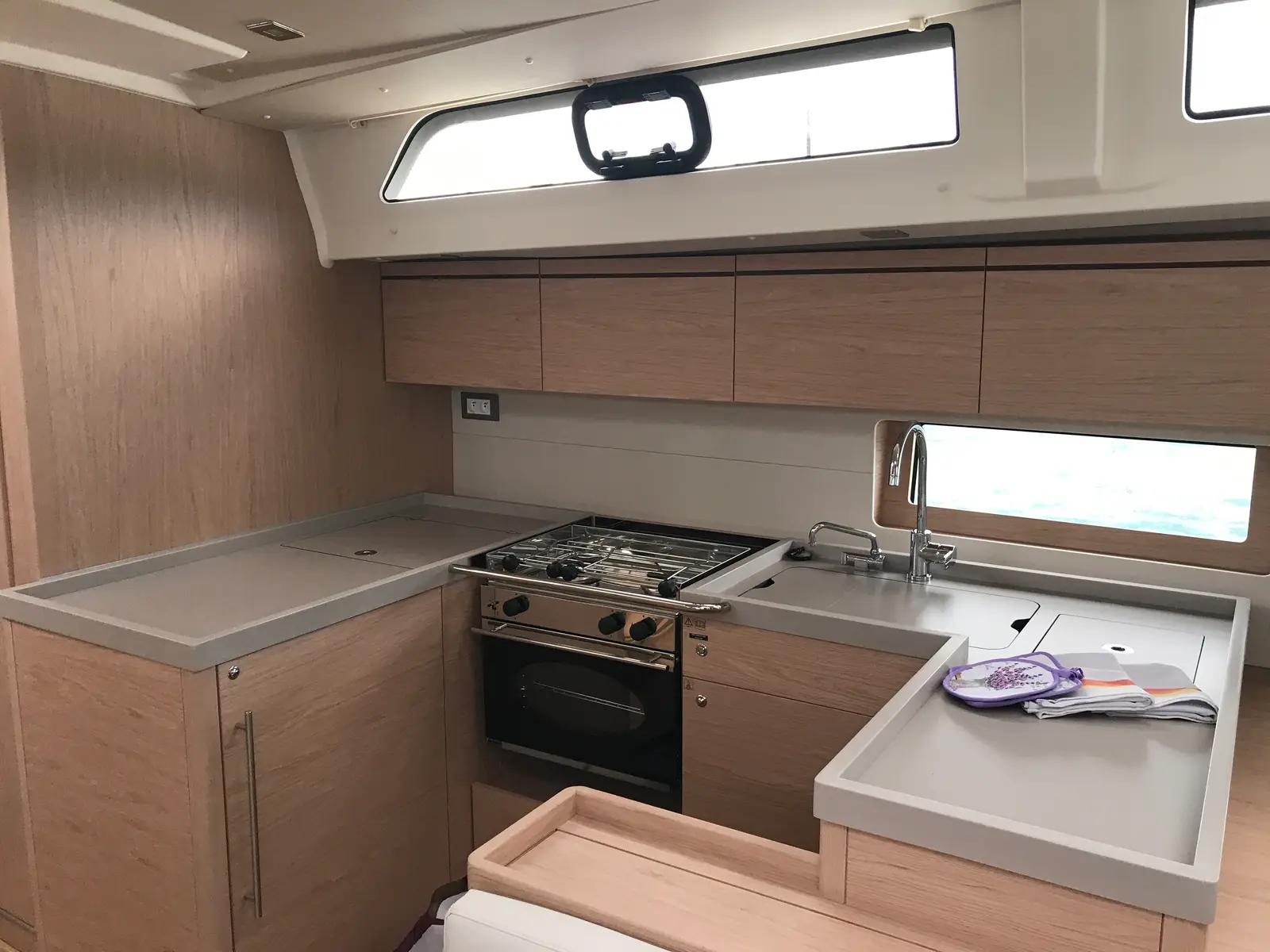 Gacrux, photograph 4