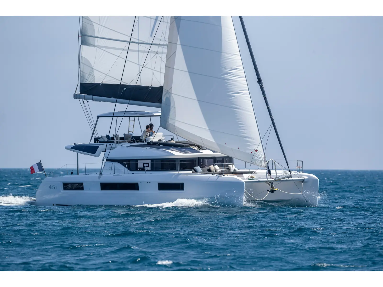 SAILUXE - AZENEA, Main image